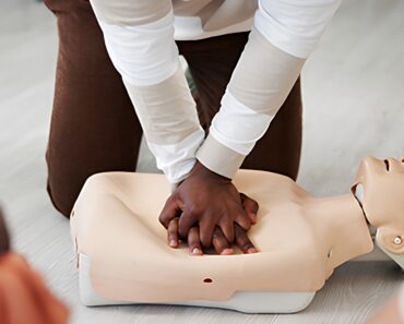 Sudden cardiac arrest: How to perform CPR and use an AED